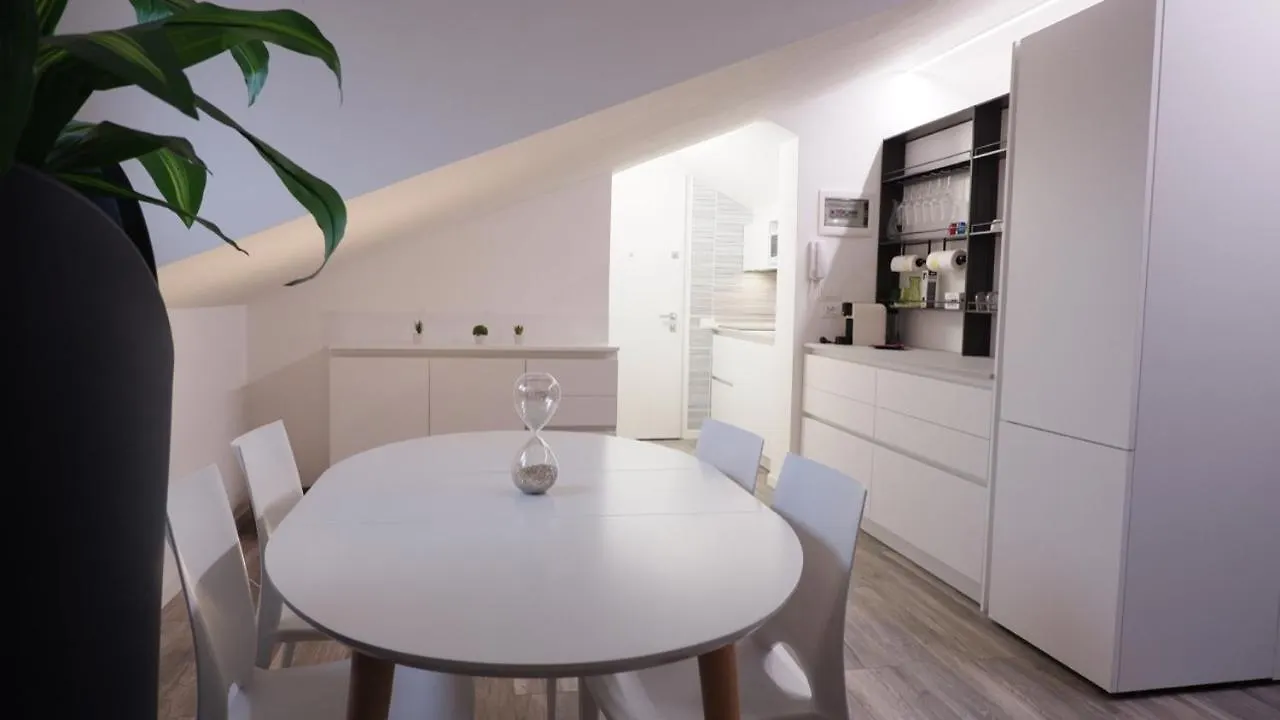 Mansarda Torre Blanca Apartment Lido di Jesolo